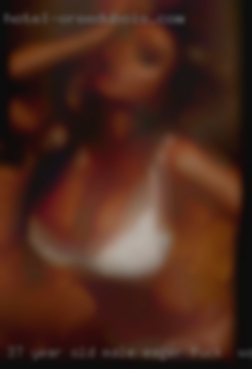 37-year-old fuck in Waxahachie, TX male eager to be your toy.