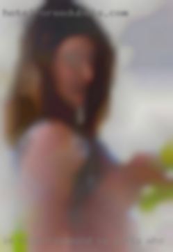 I'm Rosamond, CA girls who nice fun to be  with and loving.